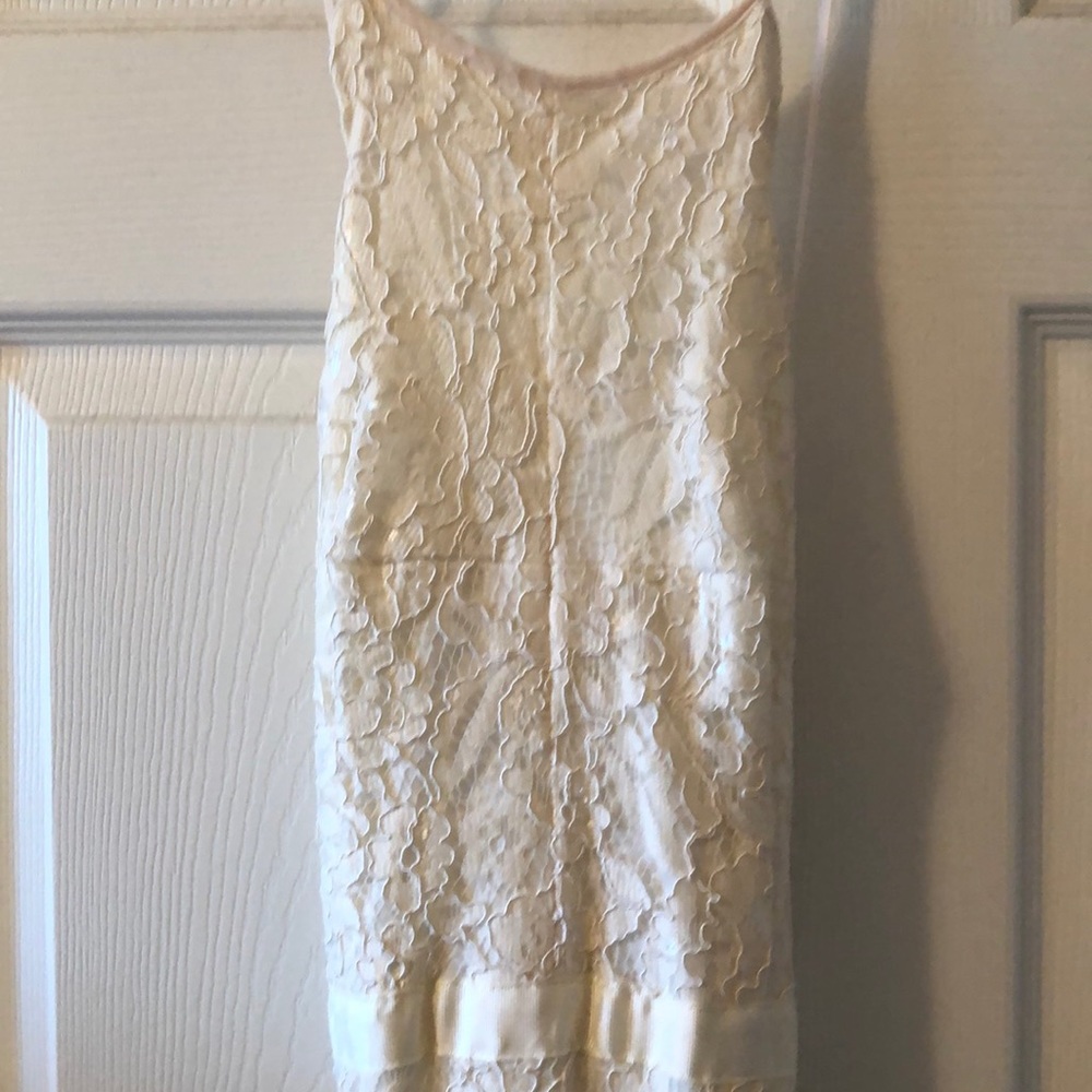 Ivory Lace Wedding Dress